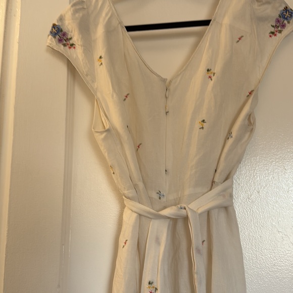 RIXO White Dress with Yellow Floral Detail - Picture 6 of 6